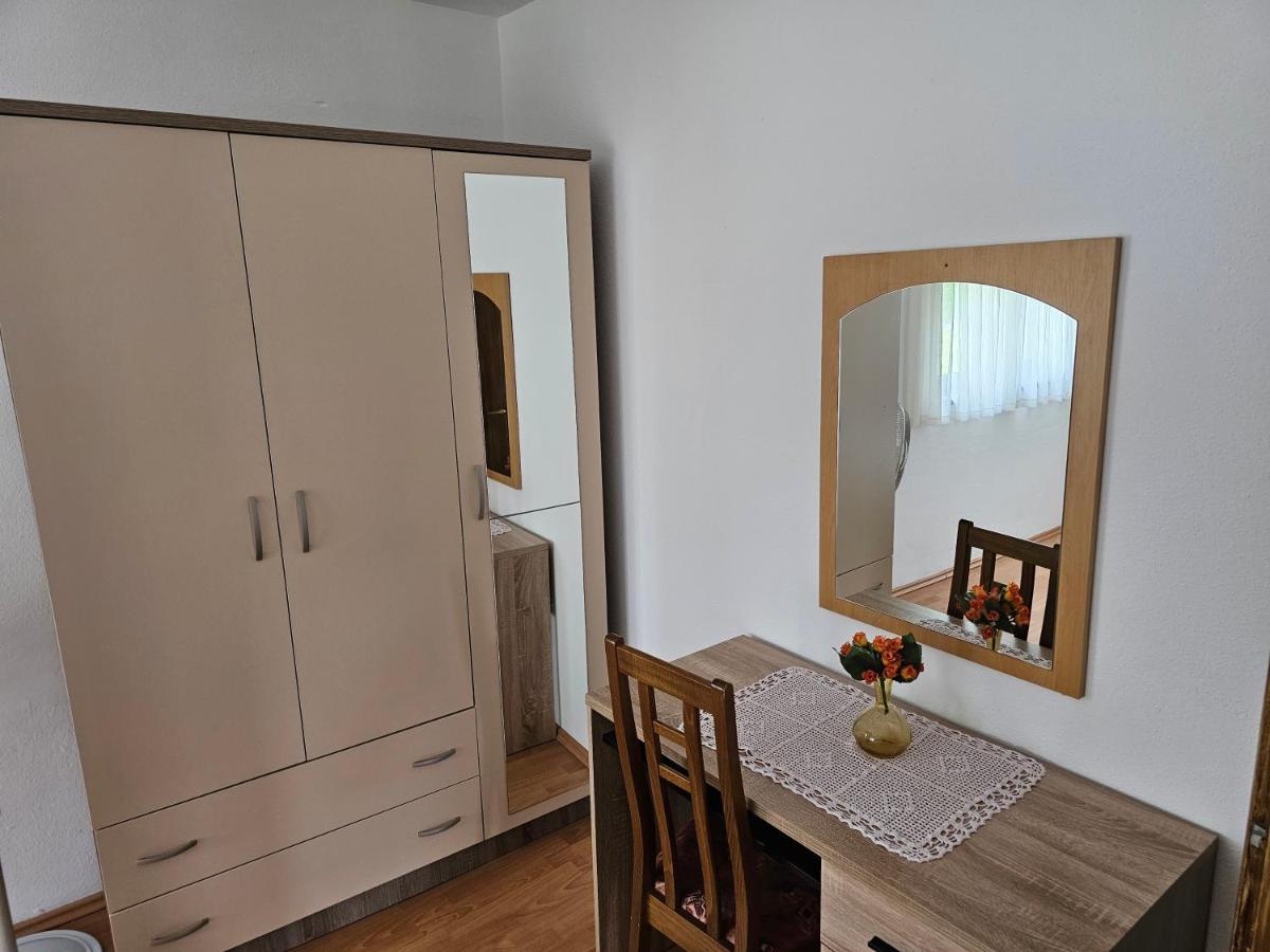 House Spehar Hotell Seliste Dreznicko Exteriör bild